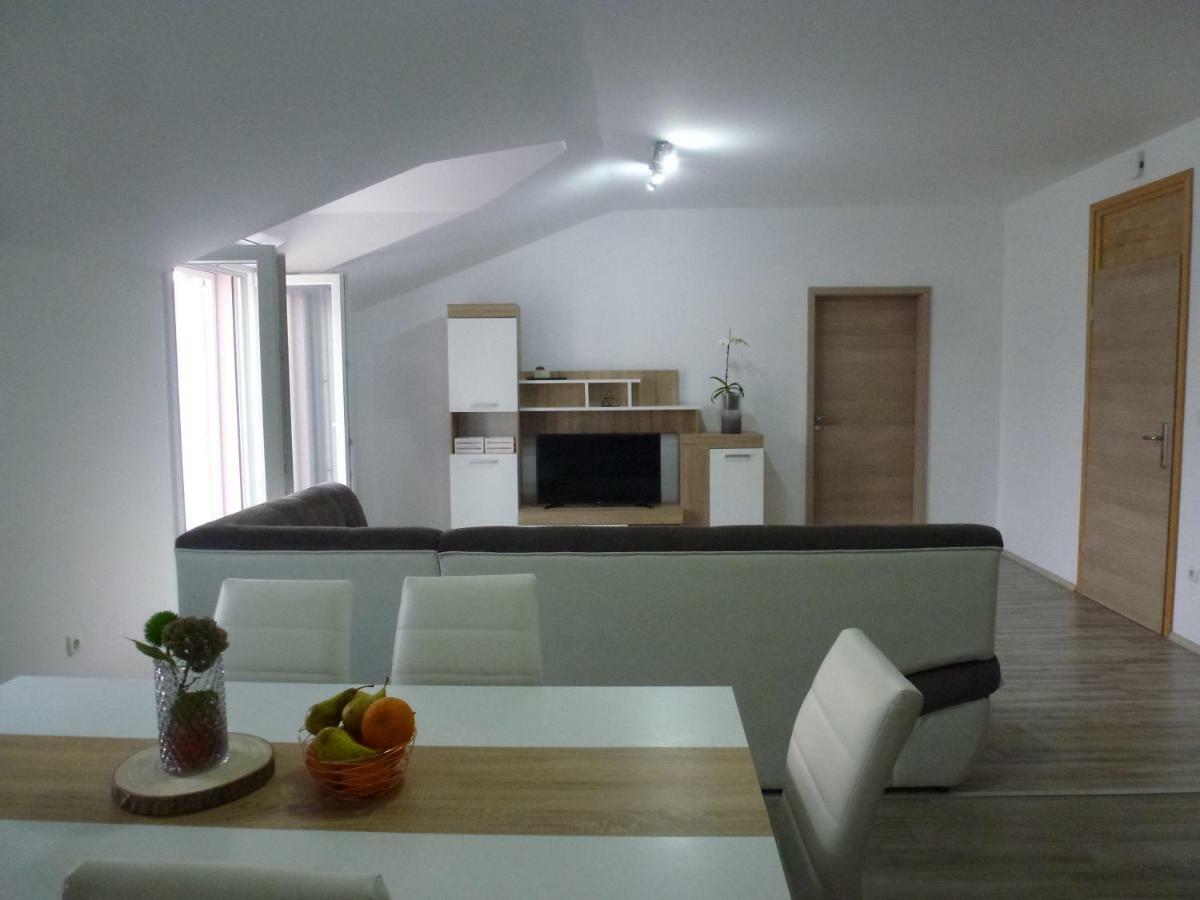 Apartmani Slavica Шибеник Экстерьер фото