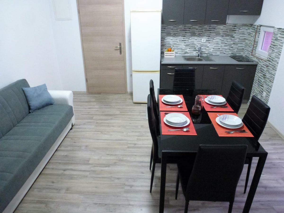 Apartmani Slavica Шибеник Экстерьер фото